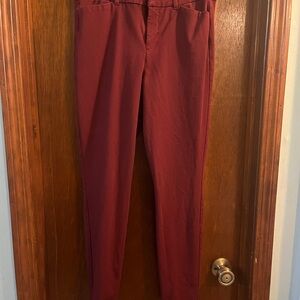 Old Navy Women’s Maroon Pixie Pants